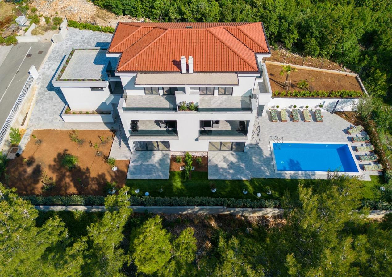 Apartments Paola & Karla With Pool Krk Town Εξωτερικό φωτογραφία