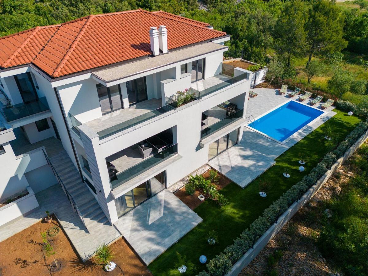 Apartments Paola & Karla With Pool Krk Town Εξωτερικό φωτογραφία