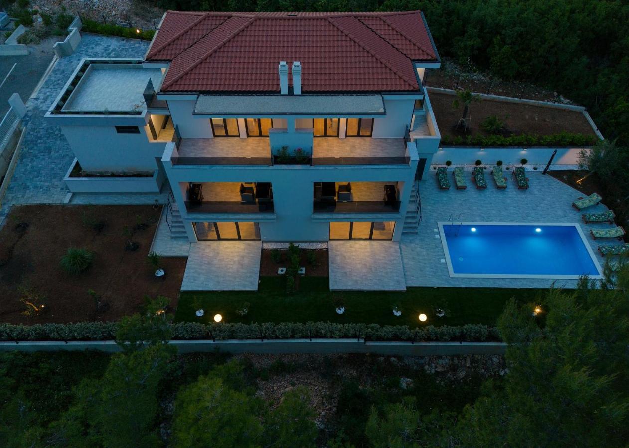 Apartments Paola & Karla With Pool Krk Town Εξωτερικό φωτογραφία