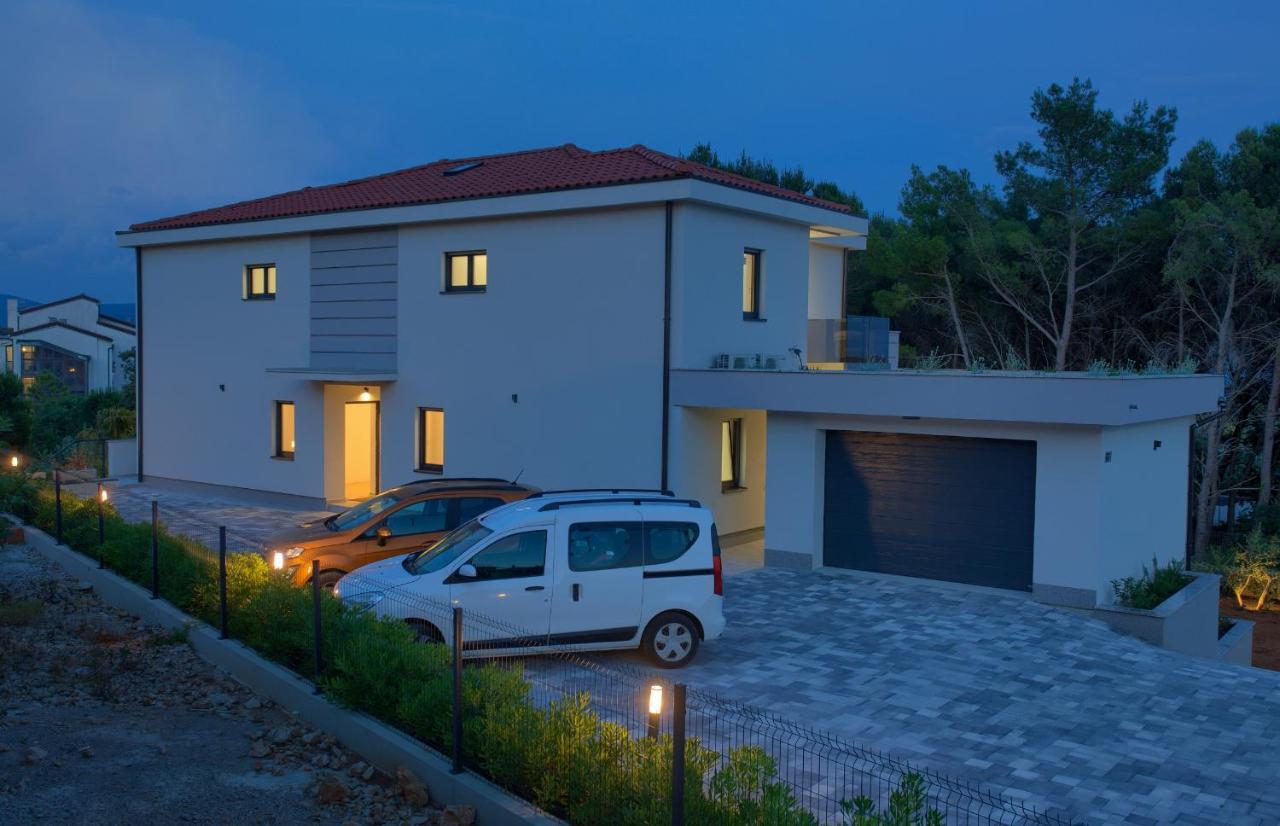 Apartments Paola & Karla With Pool Krk Town Εξωτερικό φωτογραφία