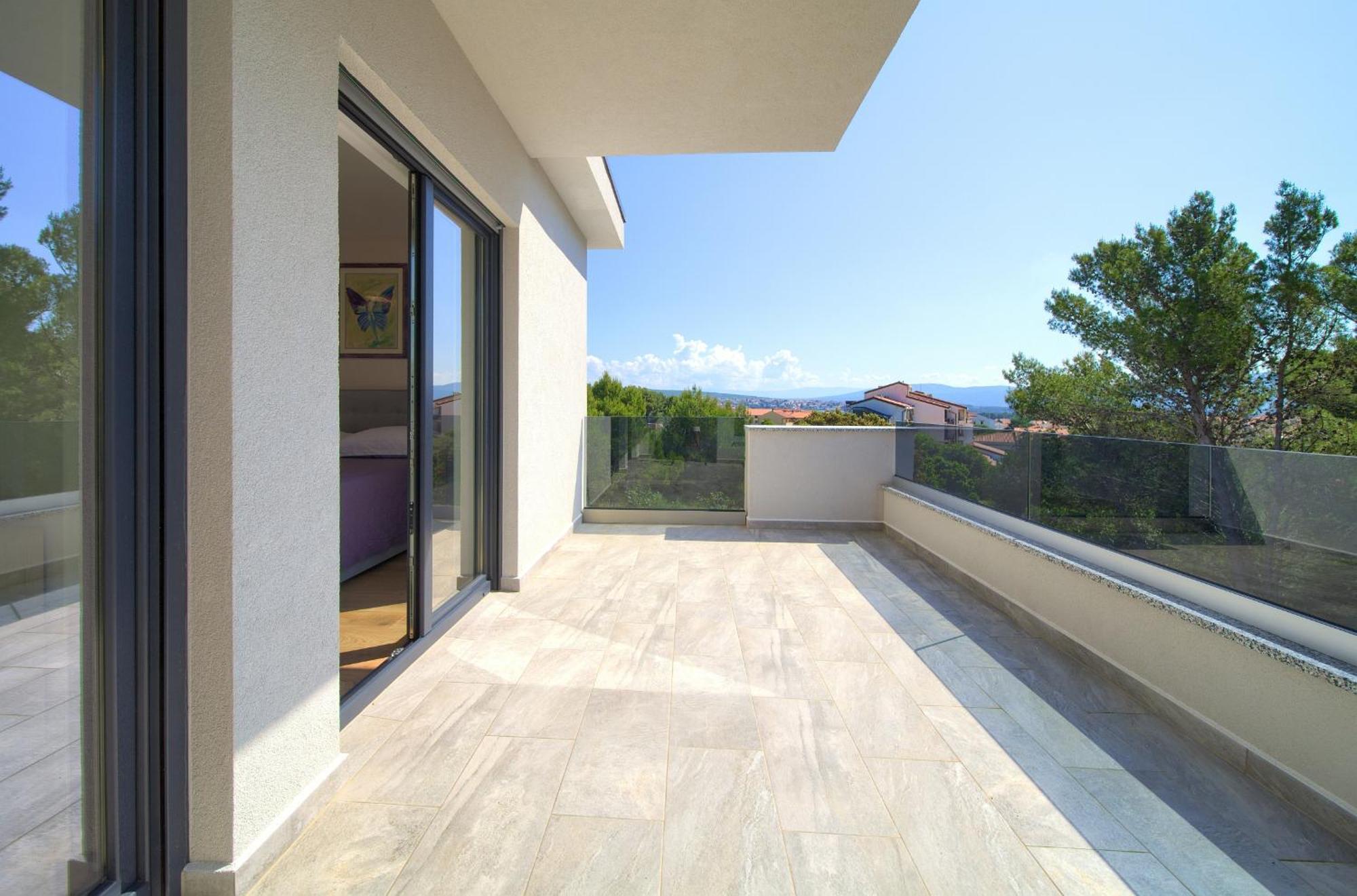 Apartments Paola & Karla With Pool Krk Town Δωμάτιο φωτογραφία
